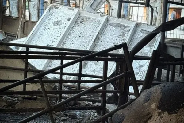 Після атаки дронів на фермі в Дубов’язівці: молоко продовжують виробляти