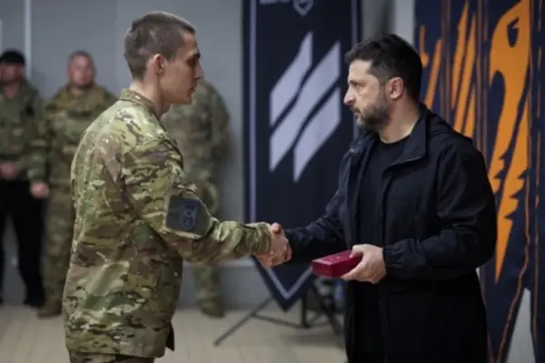 30 вересня на «Вівальді»: Зеленський нагородив три підрозділи та провів нараду