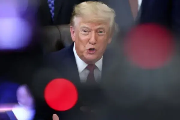Трамп пригрозив звільнити радників Блера і ЛаСівіту через роботу на Балканах